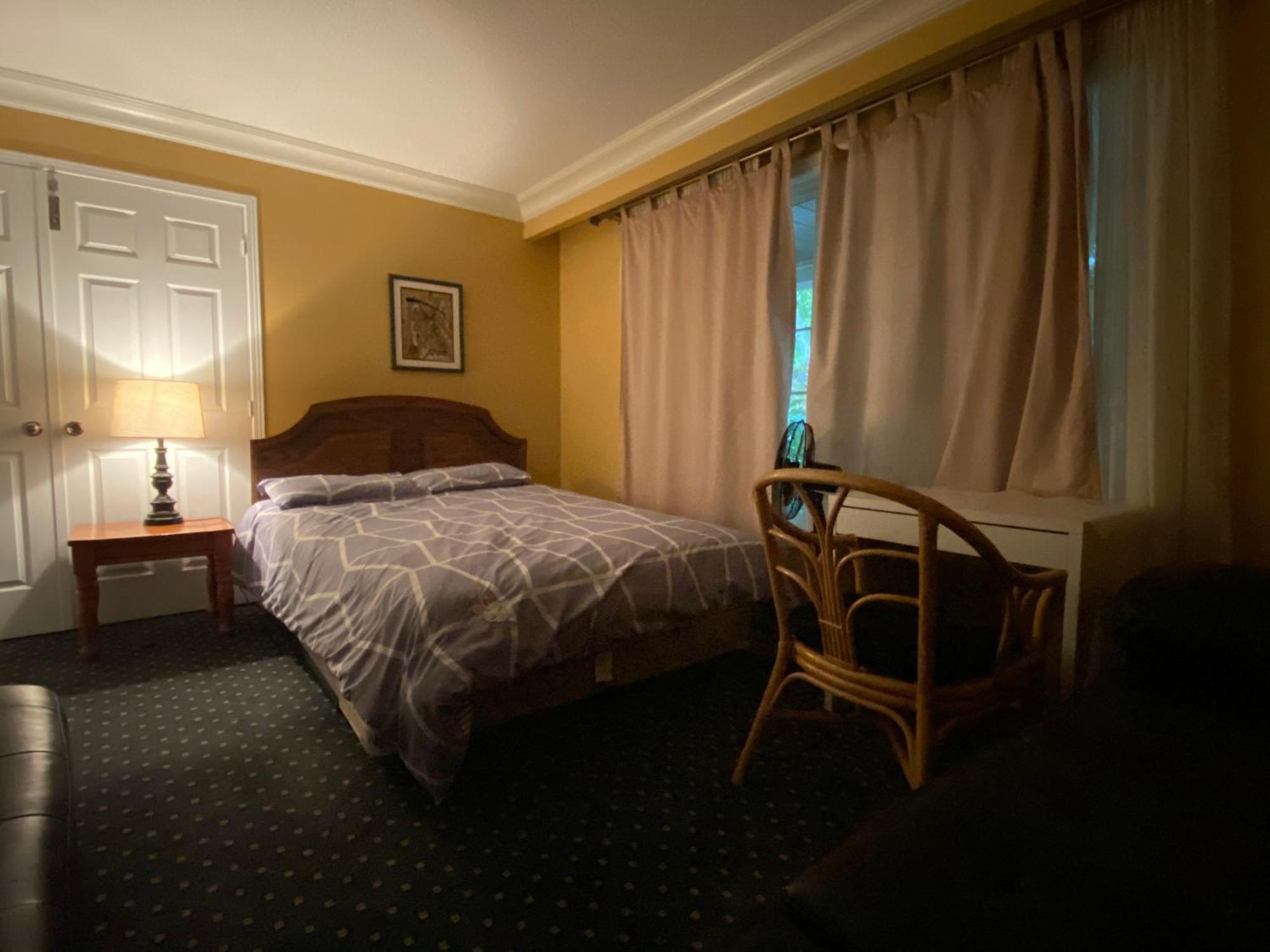 Quiet And Comfortable Homestay Оуквил Стая снимка